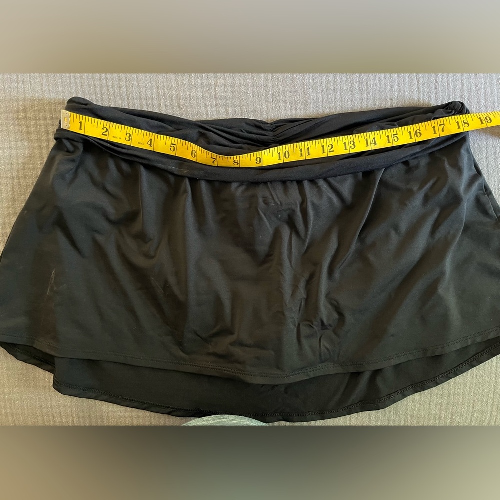 La Blanca black ruched waist swim skirt 16W - Picture 6 of 8